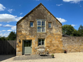 Pass the Keys Pheasant Cottage Stunning peaceful home parking